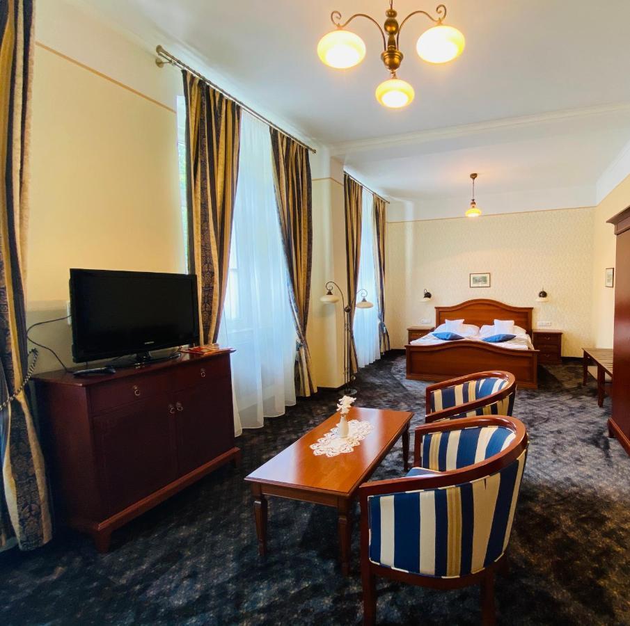 Ld Palace Spa & Kur Frantiskovy Lazne Luaran gambar
