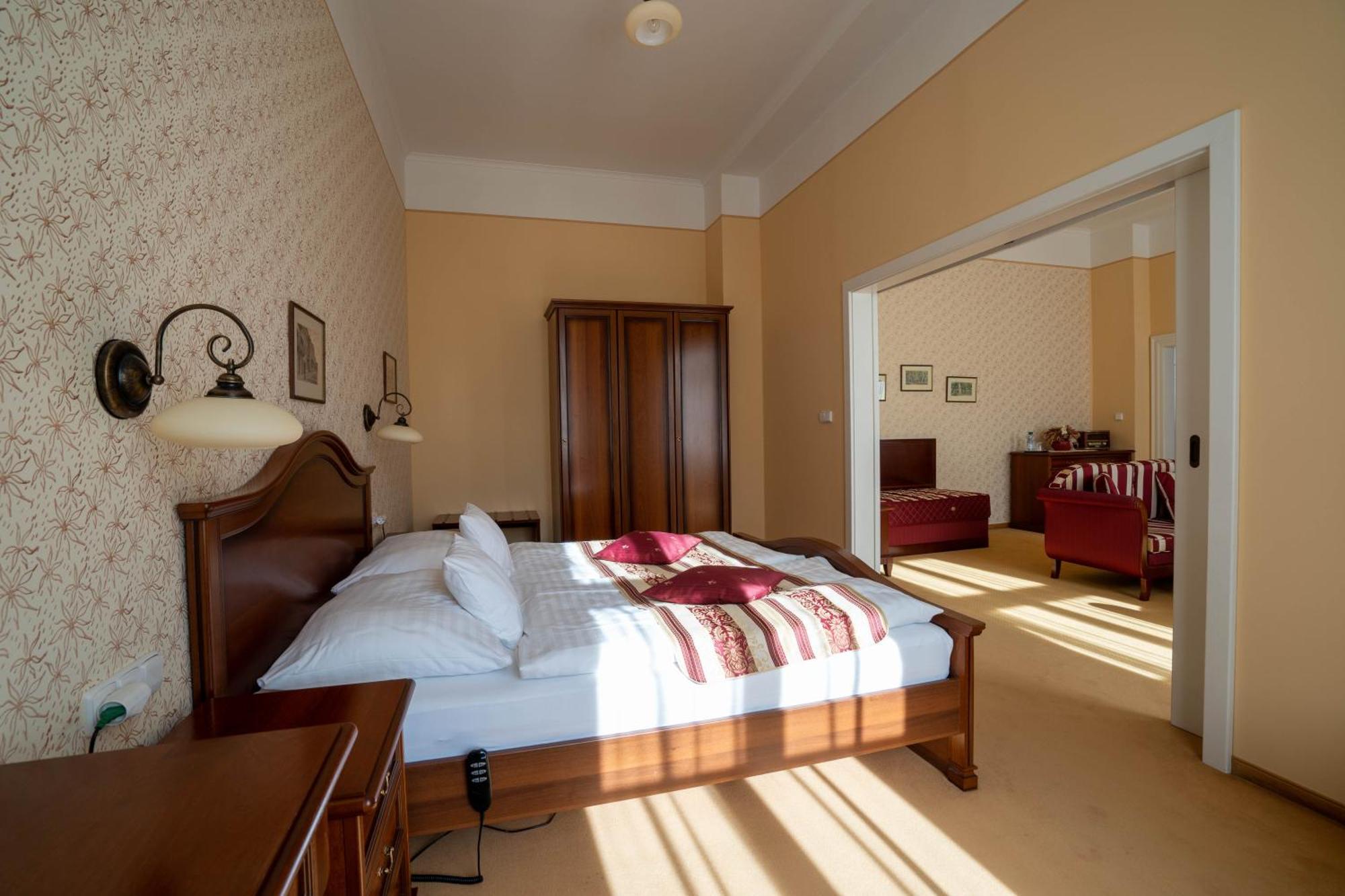 Ld Palace Spa & Kur Frantiskovy Lazne Luaran gambar