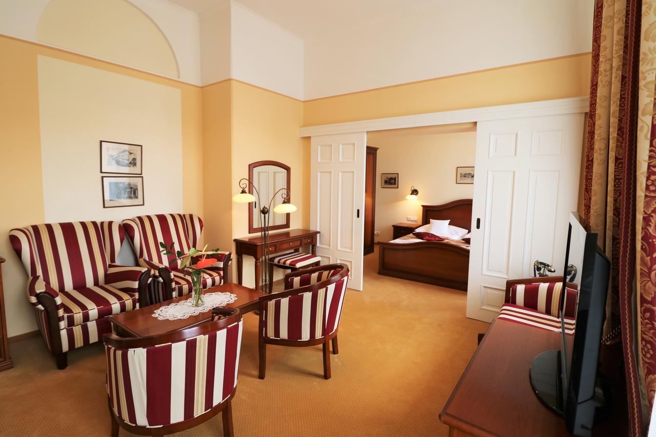 Ld Palace Spa & Kur Frantiskovy Lazne Luaran gambar